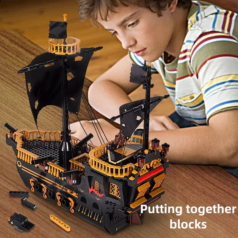 Mould King 13083 Gull Pirate Ship 1288 PCS